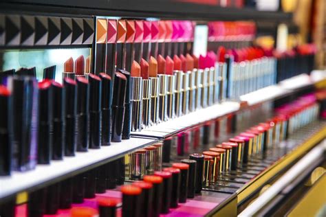 TOP 10 BEST Makeup Stores in Chicago, IL .